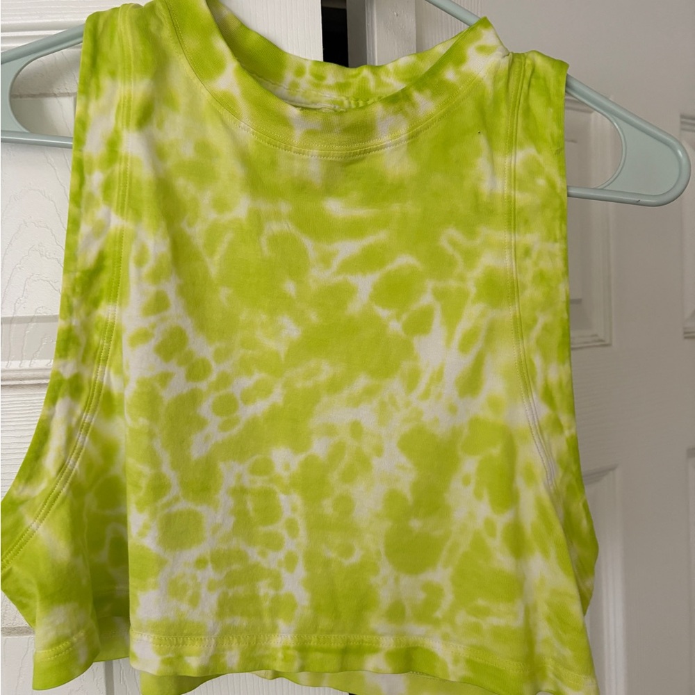 Lululemon Lime Tie-Dye Sleeveless athletic top *with flaws*